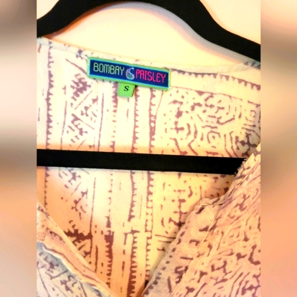 4/$20 Bombay Paisley Boho Button Down Breezy East-Indian-Inspired Top, Tassel, S - Picture 5 of 13